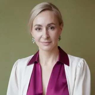 Стася Довгань
